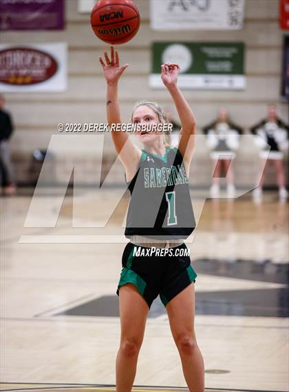 Thumbnail 3 in Fossil Ridge vs Monarch (CHSAA 5A Sweet 16) photogallery.