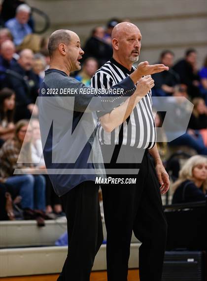 Thumbnail 1 in Fossil Ridge vs Monarch (CHSAA 5A Sweet 16) photogallery.