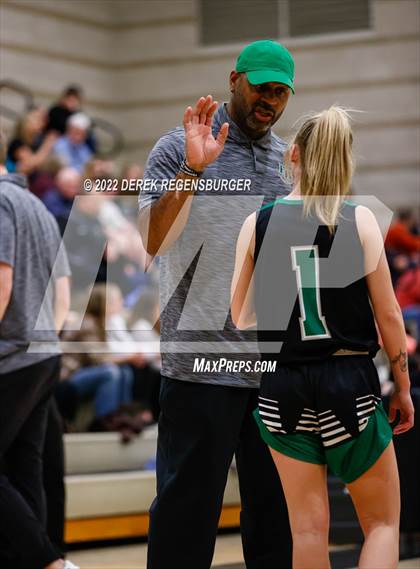 Thumbnail 3 in Fossil Ridge vs Monarch (CHSAA 5A Sweet 16) photogallery.