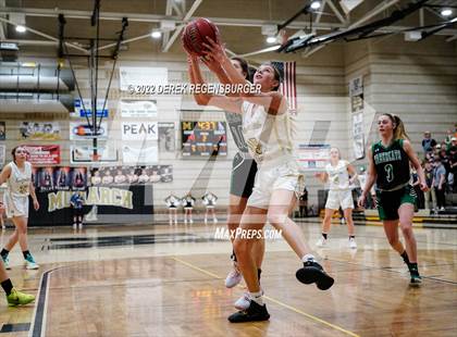 Thumbnail 1 in Fossil Ridge vs Monarch (CHSAA 5A Sweet 16) photogallery.