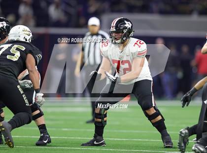 Thumbnail 3 in South Oak Cliff vs. Lovejoy (UIL 5A Regional Finals) photogallery.