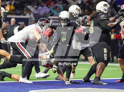 Thumbnail 2 in South Oak Cliff vs. Lovejoy (UIL 5A Regional Finals) photogallery.