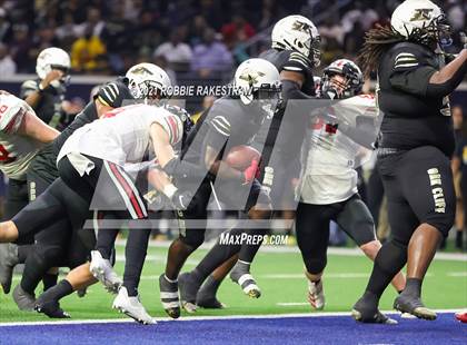 Thumbnail 1 in South Oak Cliff vs. Lovejoy (UIL 5A Regional Finals) photogallery.