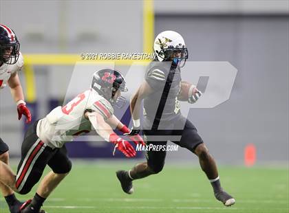 Thumbnail 3 in South Oak Cliff vs. Lovejoy (UIL 5A Regional Finals) photogallery.