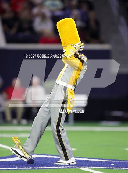 Thumbnail 3 in South Oak Cliff vs. Lovejoy (UIL 5A Regional Finals) photogallery.