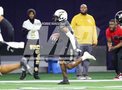Thumbnail 2 in South Oak Cliff vs. Lovejoy (UIL 5A Regional Finals) photogallery.