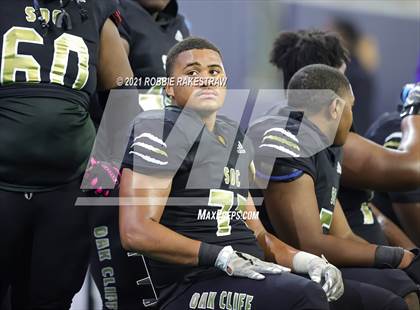 Thumbnail 1 in South Oak Cliff vs. Lovejoy (UIL 5A Regional Finals) photogallery.