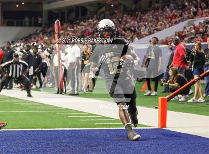 Thumbnail 3 in South Oak Cliff vs. Lovejoy (UIL 5A Regional Finals) photogallery.