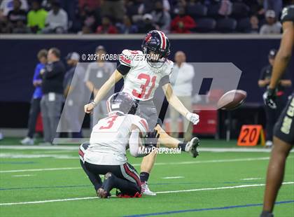 Thumbnail 1 in South Oak Cliff vs. Lovejoy (UIL 5A Regional Finals) photogallery.