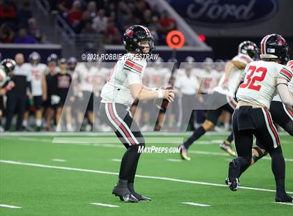Thumbnail 1 in South Oak Cliff vs. Lovejoy (UIL 5A Regional Finals) photogallery.