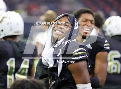 Thumbnail 2 in South Oak Cliff vs. Lovejoy (UIL 5A Regional Finals) photogallery.