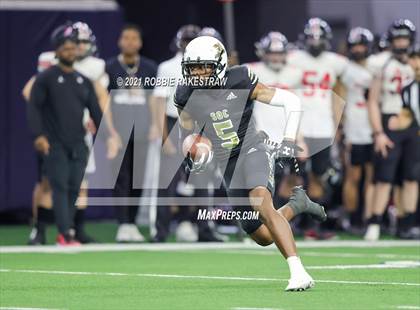 Thumbnail 1 in South Oak Cliff vs. Lovejoy (UIL 5A Regional Finals) photogallery.