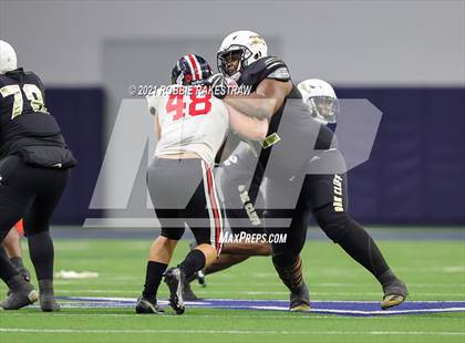 Thumbnail 2 in South Oak Cliff vs. Lovejoy (UIL 5A Regional Finals) photogallery.