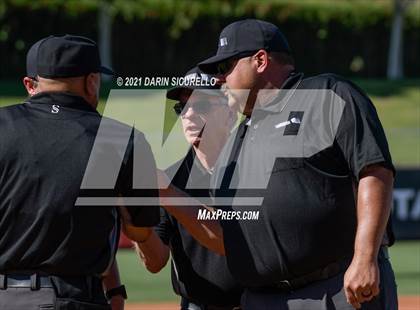 Thumbnail 2 in Sabino vs Odyssey Institute (AIA 3A Final) photogallery.