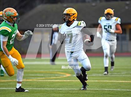 Thumbnail 2 in Sehome @ Tumwater (WIAA 2A State Quarterfinal) photogallery.