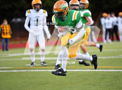 Thumbnail 1 in Sehome @ Tumwater (WIAA 2A State Quarterfinal) photogallery.
