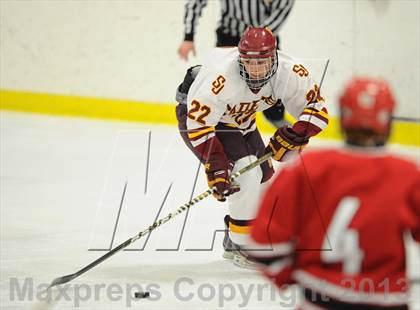 Thumbnail 2 in St. Joseph vs. New Canaan (FCIAC Semifinal) photogallery.