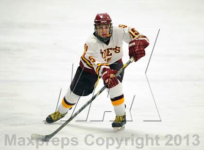 Thumbnail 3 in St. Joseph vs. New Canaan (FCIAC Semifinal) photogallery.