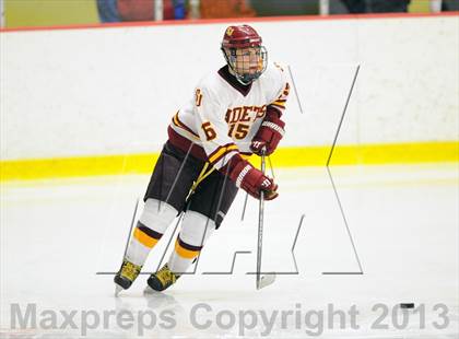Thumbnail 2 in St. Joseph vs. New Canaan (FCIAC Semifinal) photogallery.