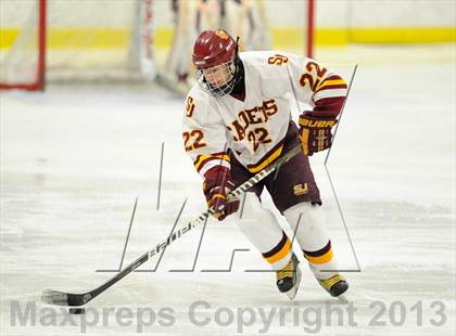 Thumbnail 2 in St. Joseph vs. New Canaan (FCIAC Semifinal) photogallery.