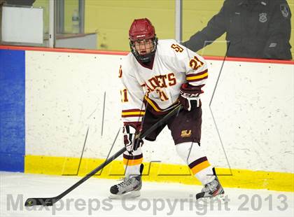 Thumbnail 1 in St. Joseph vs. New Canaan (FCIAC Semifinal) photogallery.