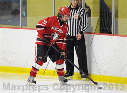 Thumbnail 3 in St. Joseph vs. New Canaan (FCIAC Semifinal) photogallery.