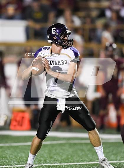 Thumbnail 3 in Devine vs Navarro (Class 4A Div 2 Bidistrict) photogallery.