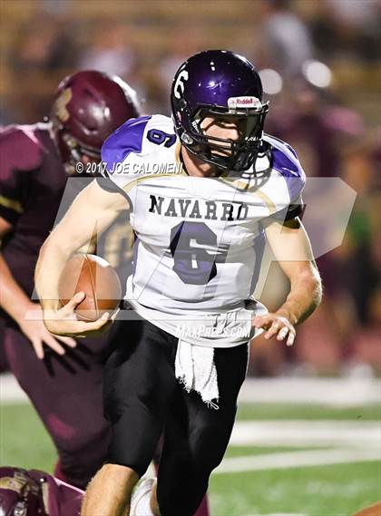 Thumbnail 1 in Devine vs Navarro (Class 4A Div 2 Bidistrict) photogallery.