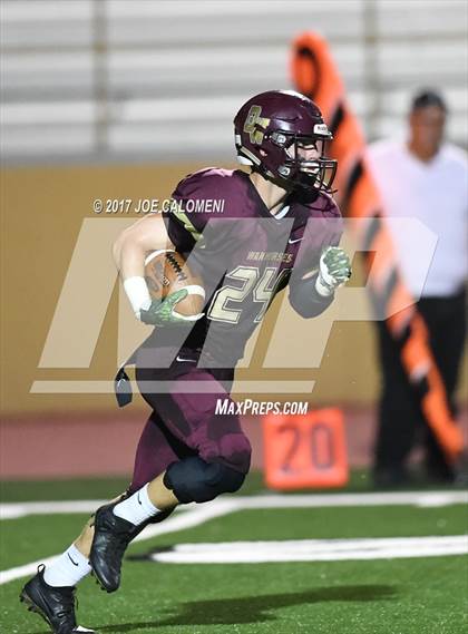 Thumbnail 2 in Devine vs Navarro (Class 4A Div 2 Bidistrict) photogallery.