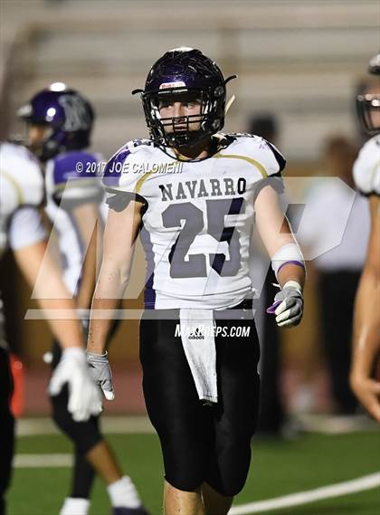 Thumbnail 2 in Devine vs Navarro (Class 4A Div 2 Bidistrict) photogallery.