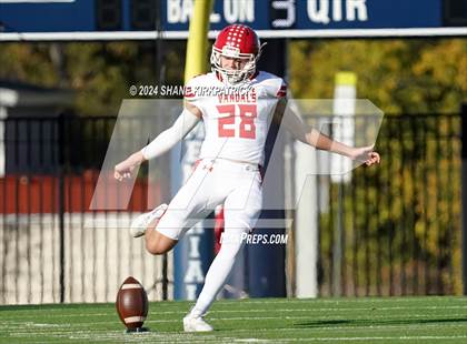 Thumbnail 3 in Van vs Sunnyvale (4A Div 2 Regional Round) photogallery.