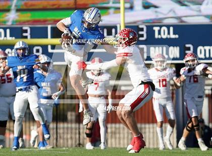 Thumbnail 1 in Van vs Sunnyvale (4A Div 2 Regional Round) photogallery.