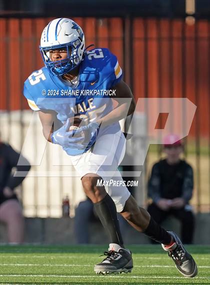 Thumbnail 1 in Van vs Sunnyvale (4A Div 2 Regional Round) photogallery.