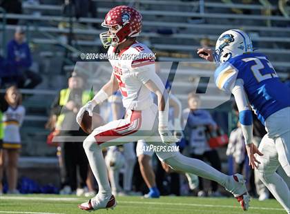 Thumbnail 3 in Van vs Sunnyvale (4A Div 2 Regional Round) photogallery.