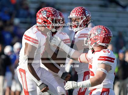 Thumbnail 1 in Van vs Sunnyvale (4A Div 2 Regional Round) photogallery.