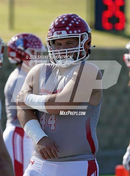 Thumbnail 3 in Van vs Sunnyvale (4A Div 2 Regional Round) photogallery.