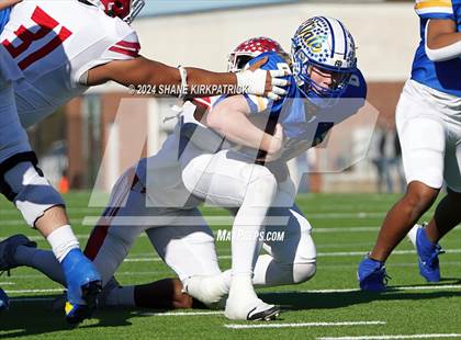 Thumbnail 2 in Van vs Sunnyvale (4A Div 2 Regional Round) photogallery.
