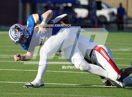 Thumbnail 3 in Van vs Sunnyvale (4A Div 2 Regional Round) photogallery.