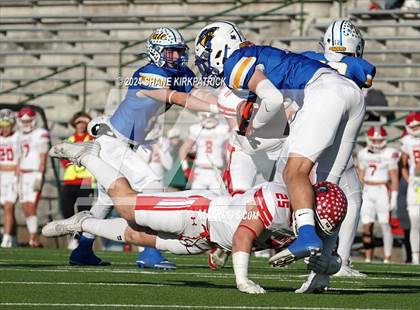Thumbnail 2 in Van vs Sunnyvale (4A Div 2 Regional Round) photogallery.