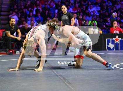 Thumbnail 3 in UIL Wrestling 6A Finals (157 lb - 285 lb) photogallery.