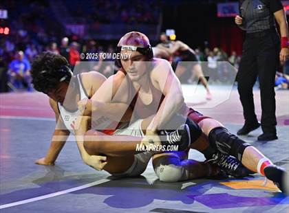 Thumbnail 3 in UIL Wrestling 6A Finals (157 lb - 285 lb) photogallery.