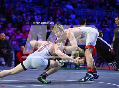 Thumbnail 2 in UIL Wrestling 6A Finals (157 lb - 285 lb) photogallery.