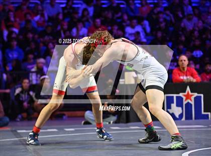 Thumbnail 1 in UIL Wrestling 6A Finals (157 lb - 285 lb) photogallery.
