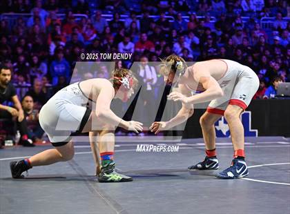 Thumbnail 3 in UIL Wrestling 6A Finals (157 lb - 285 lb) photogallery.