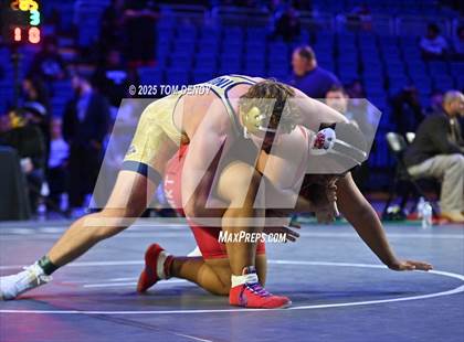 Thumbnail 3 in UIL Wrestling 6A Finals (157 lb - 285 lb) photogallery.