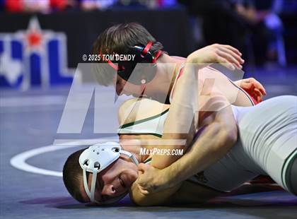Thumbnail 2 in UIL Wrestling 6A Finals (157 lb - 285 lb) photogallery.