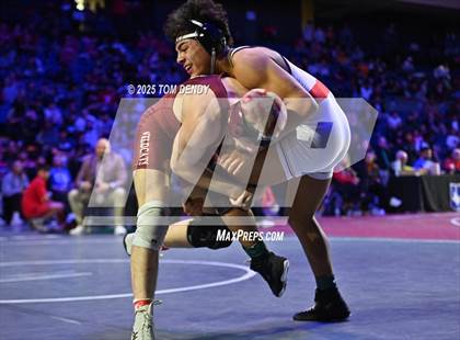 Thumbnail 2 in UIL Wrestling 6A Finals (157 lb - 285 lb) photogallery.