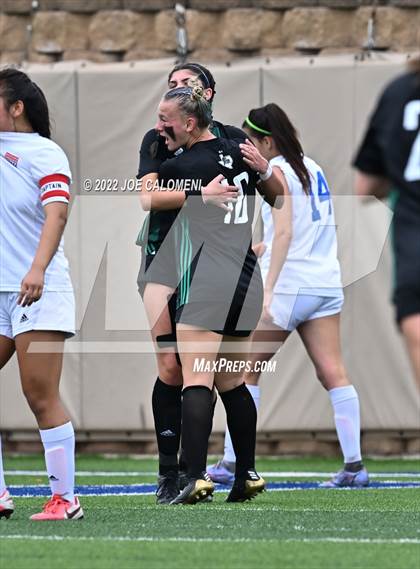 Thumbnail 2 in Westlake vs Southlake Carroll (UIL 6A Girls Soccer State Semifinal) photogallery.