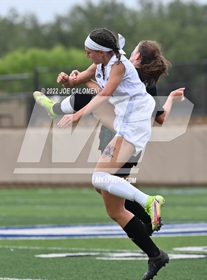Thumbnail 3 in Westlake vs Southlake Carroll (UIL 6A Girls Soccer State Semifinal) photogallery.