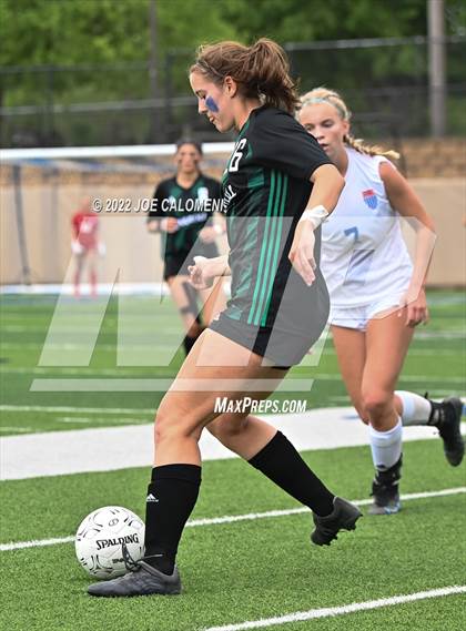Thumbnail 2 in Westlake vs Southlake Carroll (UIL 6A Girls Soccer State Semifinal) photogallery.